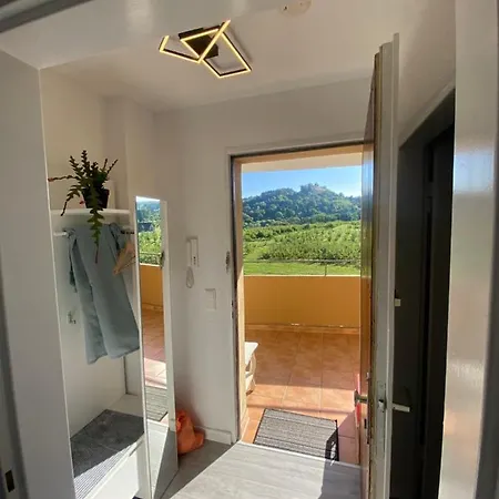 Apartment- Lägenhet Metzingen (Tubingen)